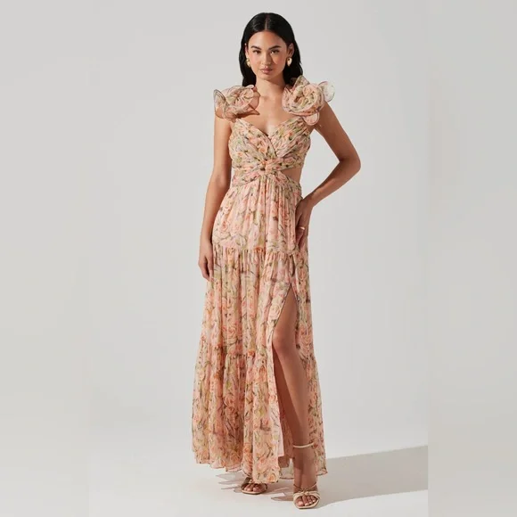 Astr The Label | Fritillaria Floral Maxi Dress in Coral Floral | Size M